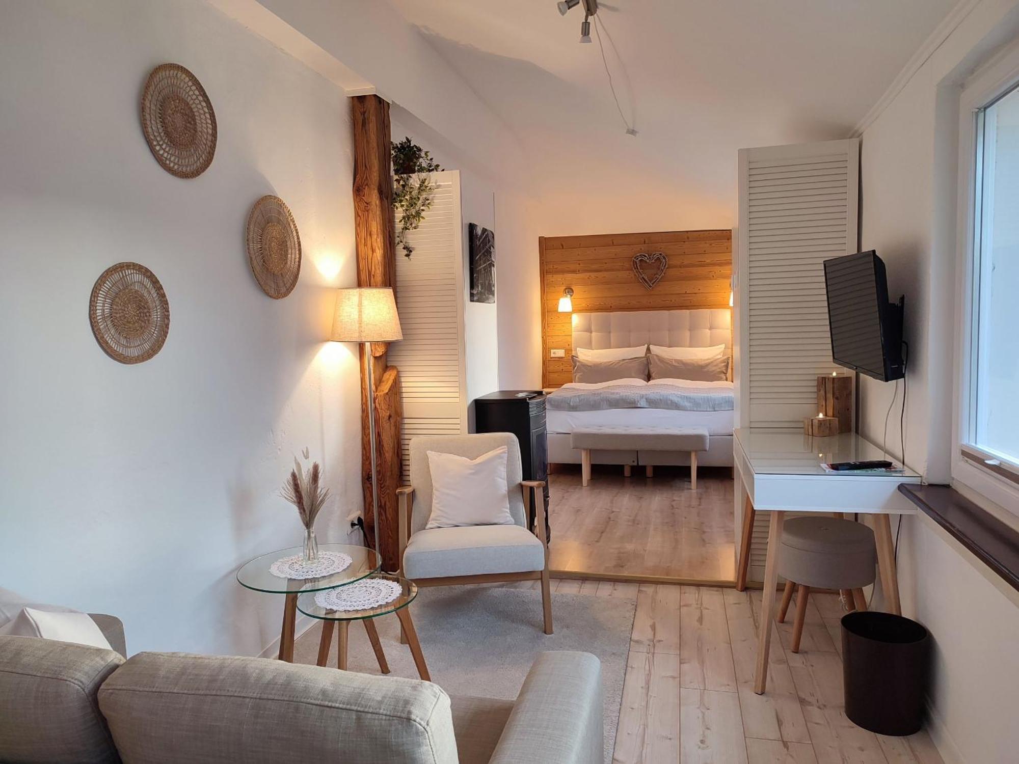 Boutique-Hotel Krone Denzlingen Room photo